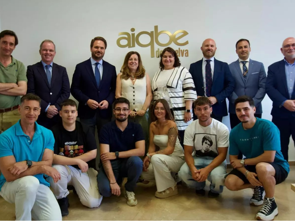 Un total de 140 estudiantes de FP completan su formación en empresas de la industria química