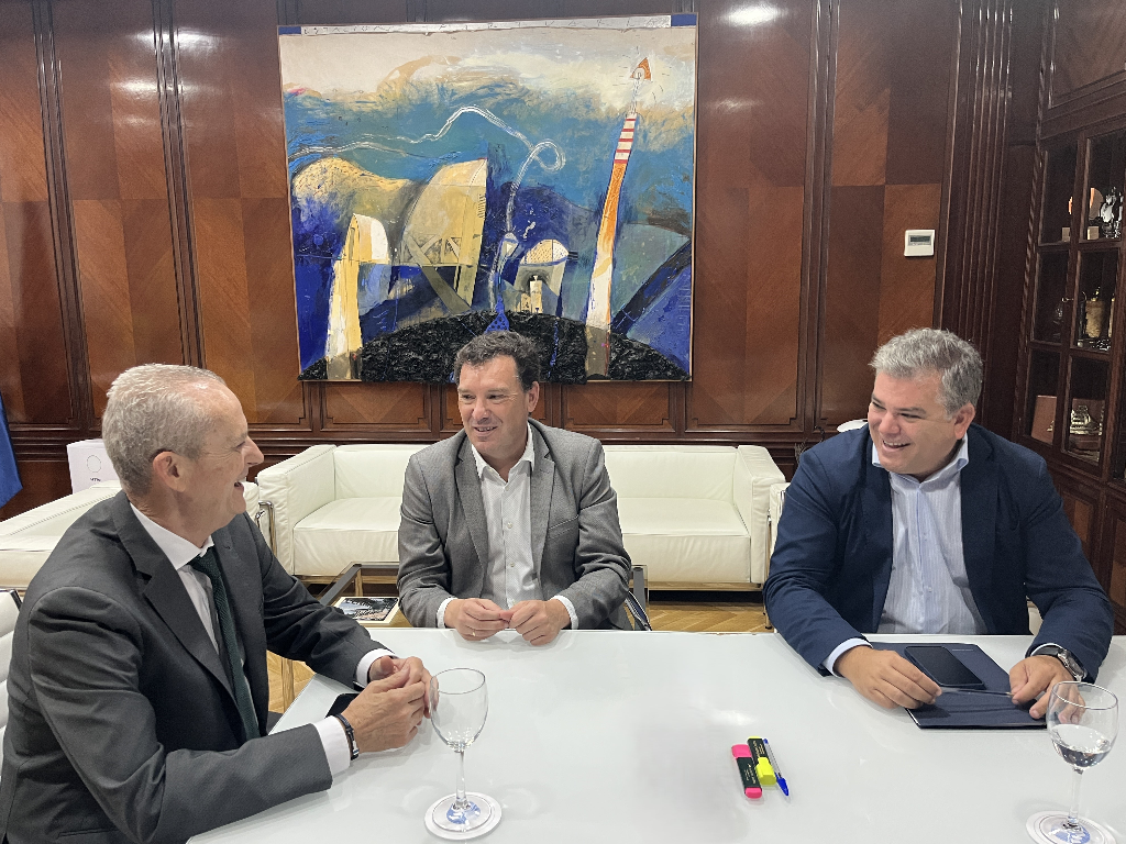 AIQBE incorpora al Puerto de Huelva como nueva entidad asociada