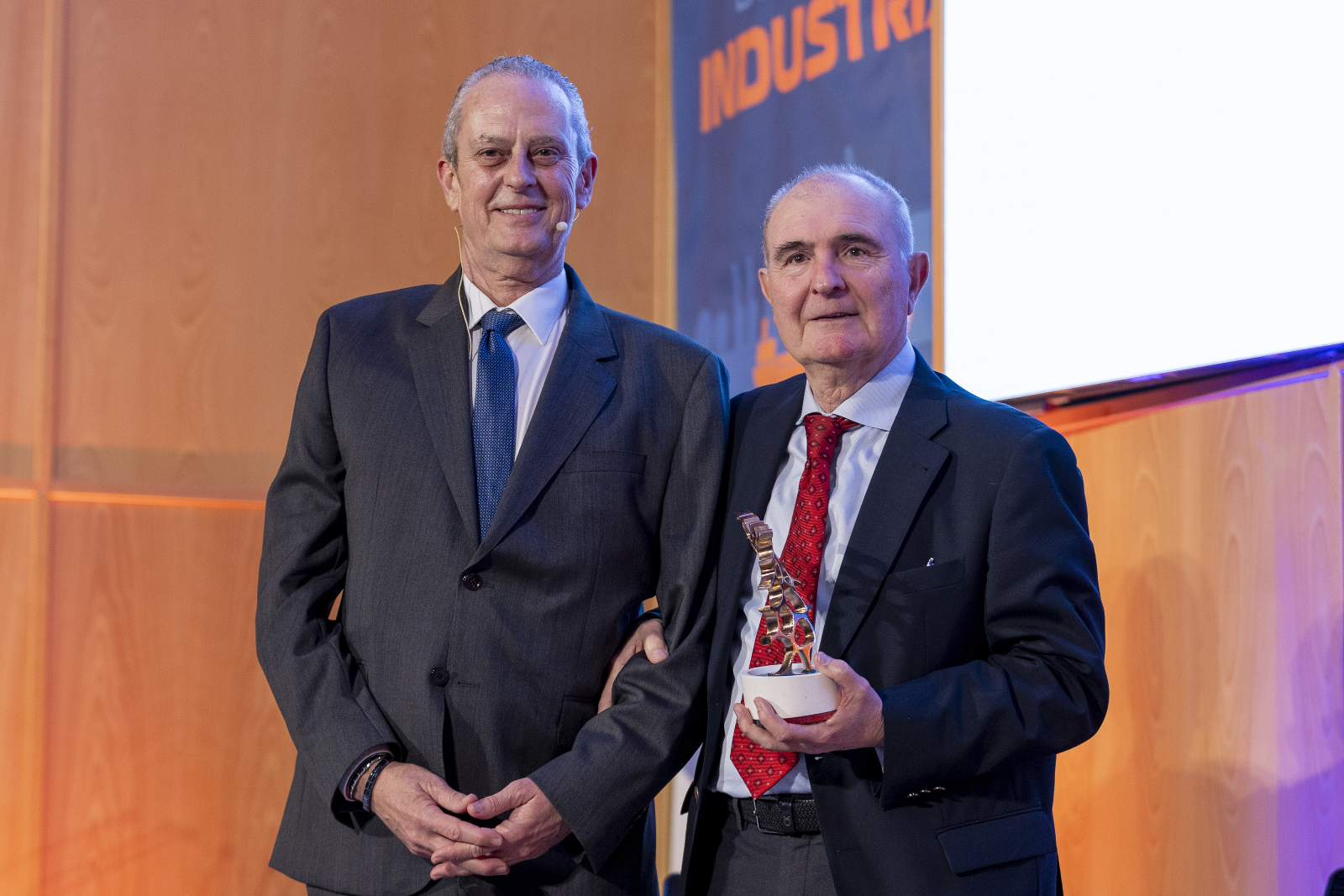 AIQBE celebra 40 anos de compromiso con la sociedad onubense en el Dia de la Industria en Andalucia.